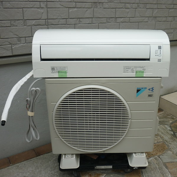 「ダイキン ルームエアコン DAIKIN AN22RES-W」を大阪市鶴見区で買取(7月27日)