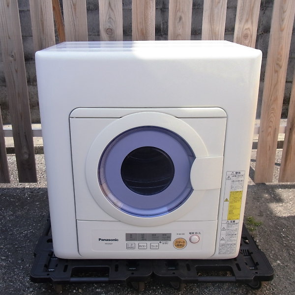 「Panasonic 5.0kg 除湿タイプ 衣類乾燥機 NH-D502P」を大阪府高槻市で買取(5月1日)