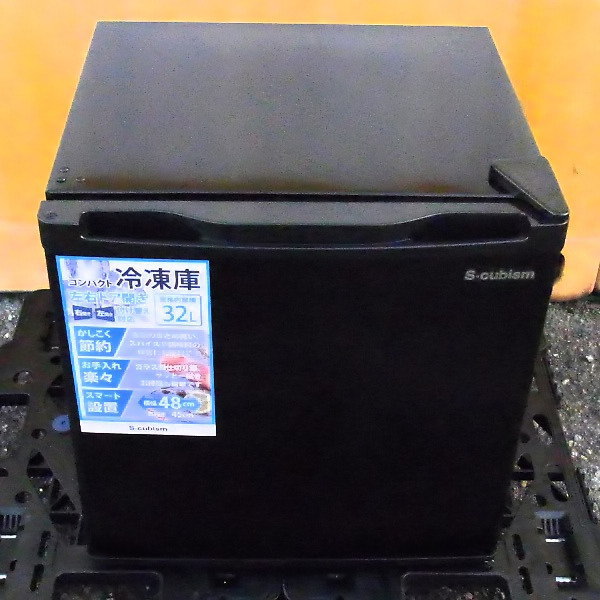 「A-Stage 1ドア冷凍庫 前開き式 32L WFR-1032BL ブラック」を大阪府枚方市で買取(12月9日)