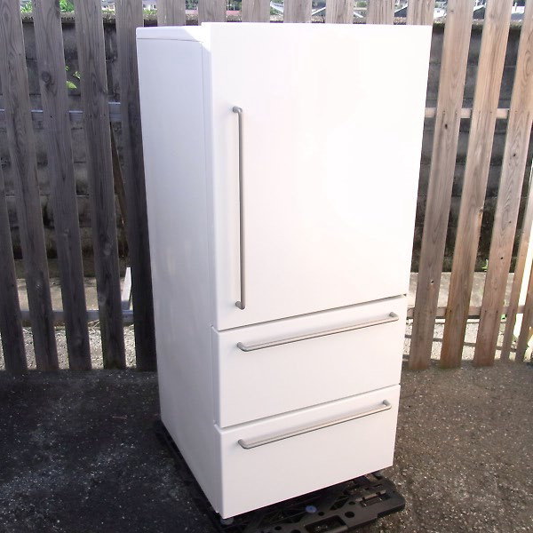 「無印良品 3ドア冷蔵庫 自動製氷機能付き MUJI MJ-R27B」を大阪府三島郡島本町で買取(9月10日)