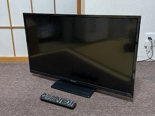 Panasonic 32V型液晶テレビ VIERA TH-32F300 (2018年製)を出張買取しました！