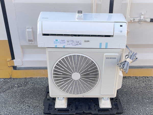アイリスオーヤマ ルームエアコン 主に12畳用 IHF-3605G (2021年製)を出張買取しました！(10月7日)