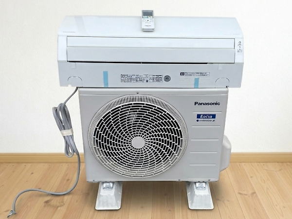 ルームエアコン CS-J282D-Wを買取